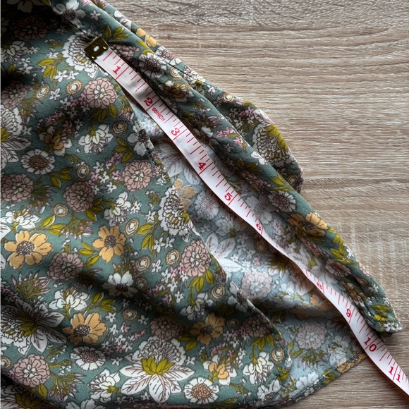 Midi Floral Dress with Small Slit - Picture 5 of 8